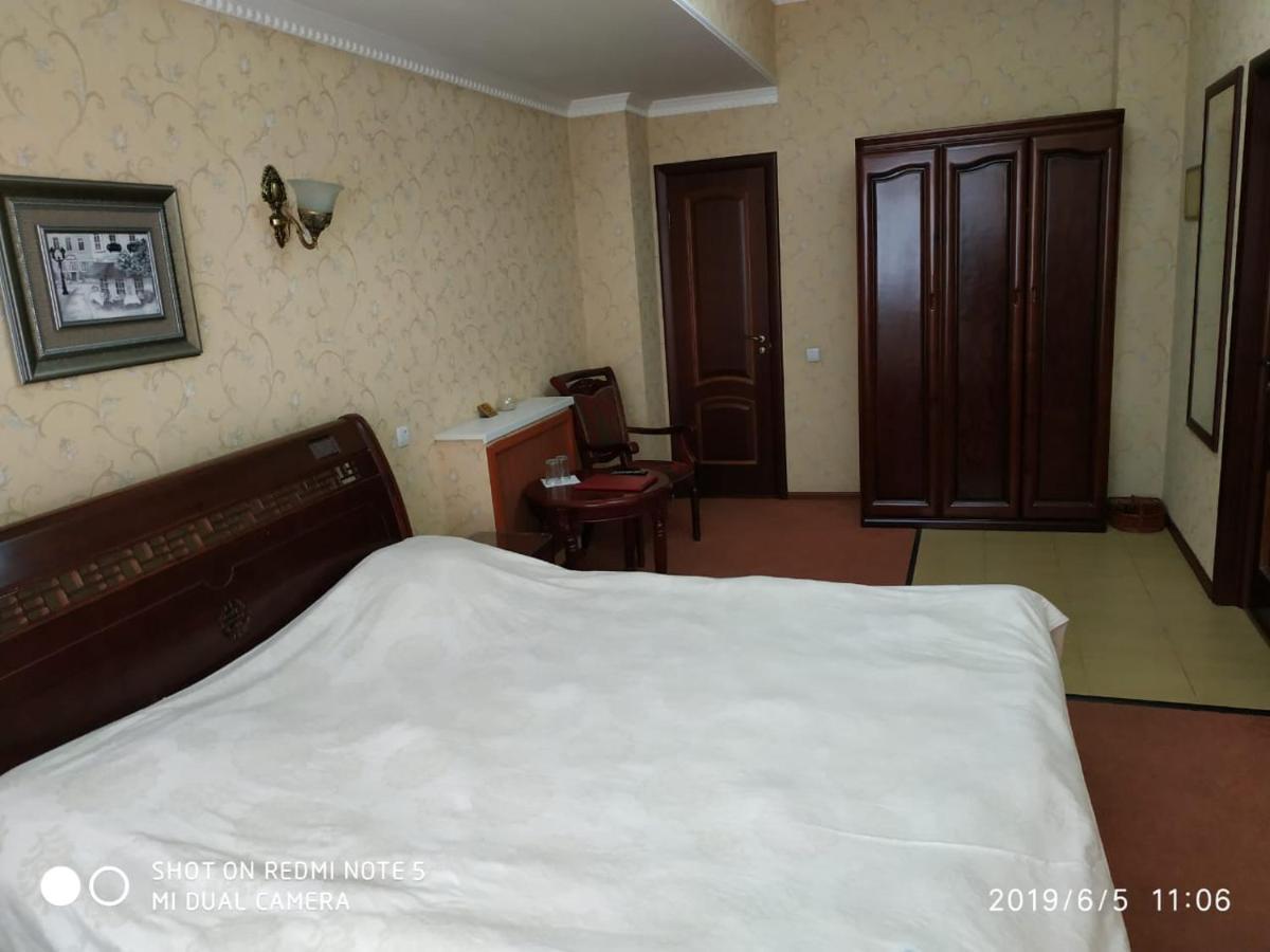 Hotel Botakoz Astana Eksteriør bilde
