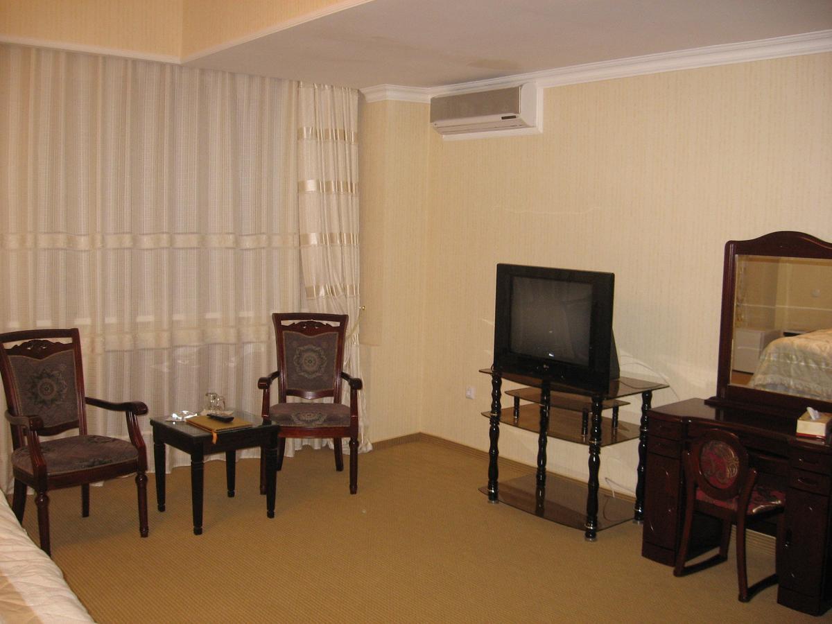 Hotel Botakoz Astana Eksteriør bilde